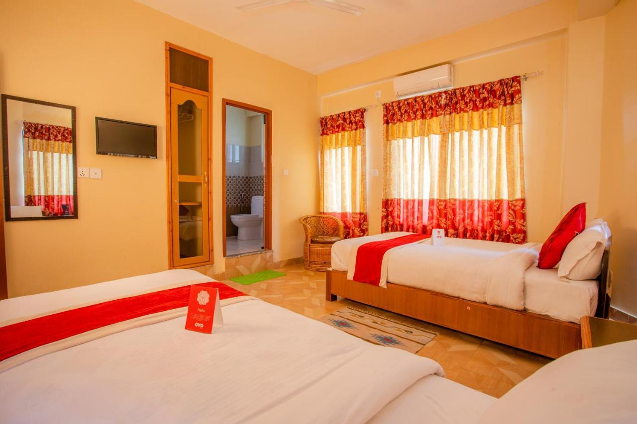 Silver Sky Hotel โพคารา ภายนอก รูปภาพ